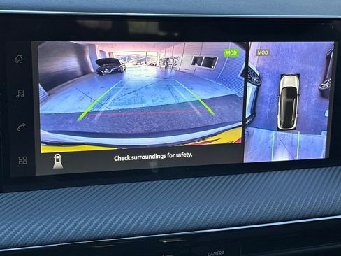 New 2026 Nissan Kicks SR w/ Cold Weather Package image 17