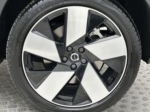 Certified 2023 Volvo XC40 Recharge Plus w/ Protection Package Premier image 10