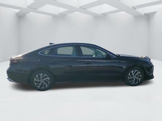 New 2026 Hyundai Sonata Blue video 3
