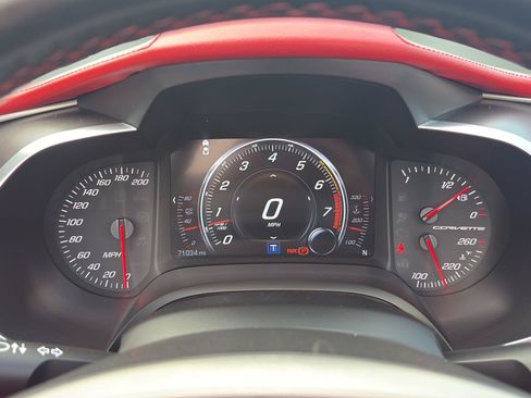 Used 2018 Chevrolet Corvette Stingray Convertible RWD image 16