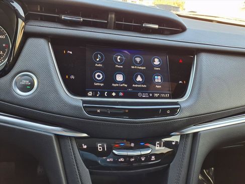 Certified 2024 Cadillac XT6 Luxury image 24