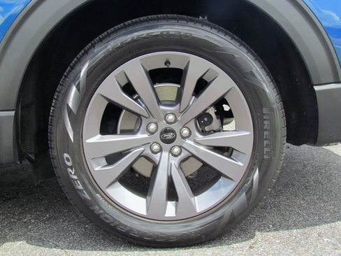 Used 2022 Ford Explorer XLT w/ Equipment Group 202A RWD image 11