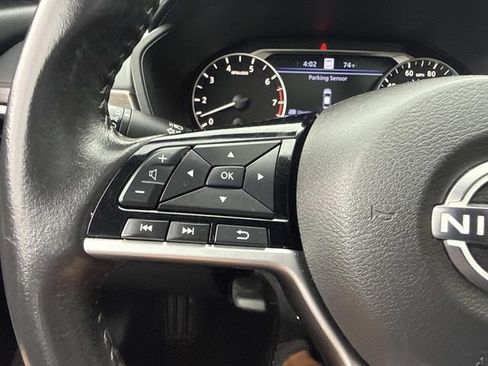 Used 2024 Nissan Altima 2.5 SV w/ SV Premium Package FWD image 32