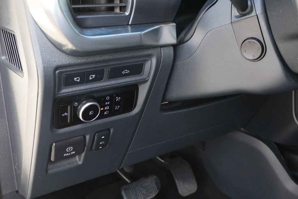 Used 2023 Ford F150 Lariat w/ Equipment Group 502A High AWD/4WD image 13