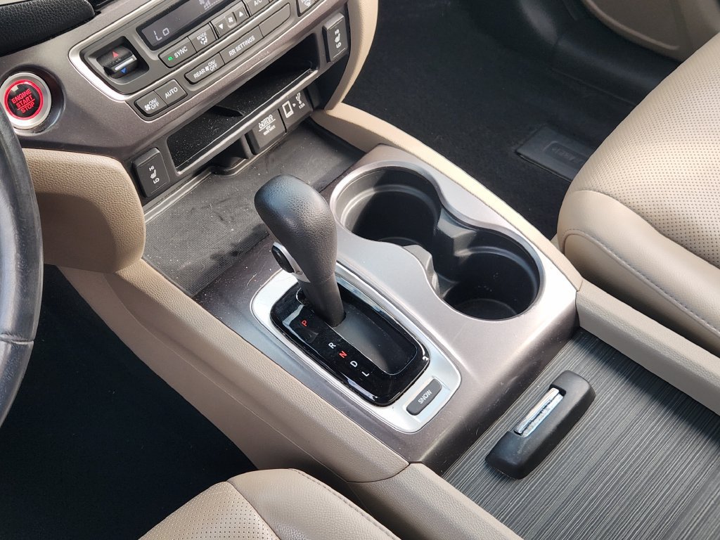 Used 2018 Honda Ridgeline RTL-T image 15