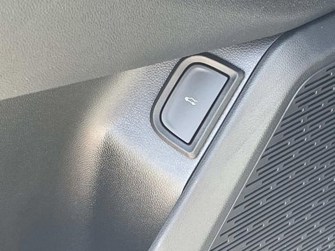 New 2026 Chevrolet Equinox RS w/ Convenience Package III FWD image 16