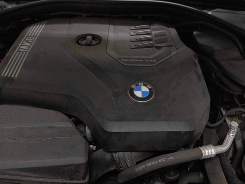 Used 2021 BMW 330i Sedan w/ Convenience Package RWD image 17