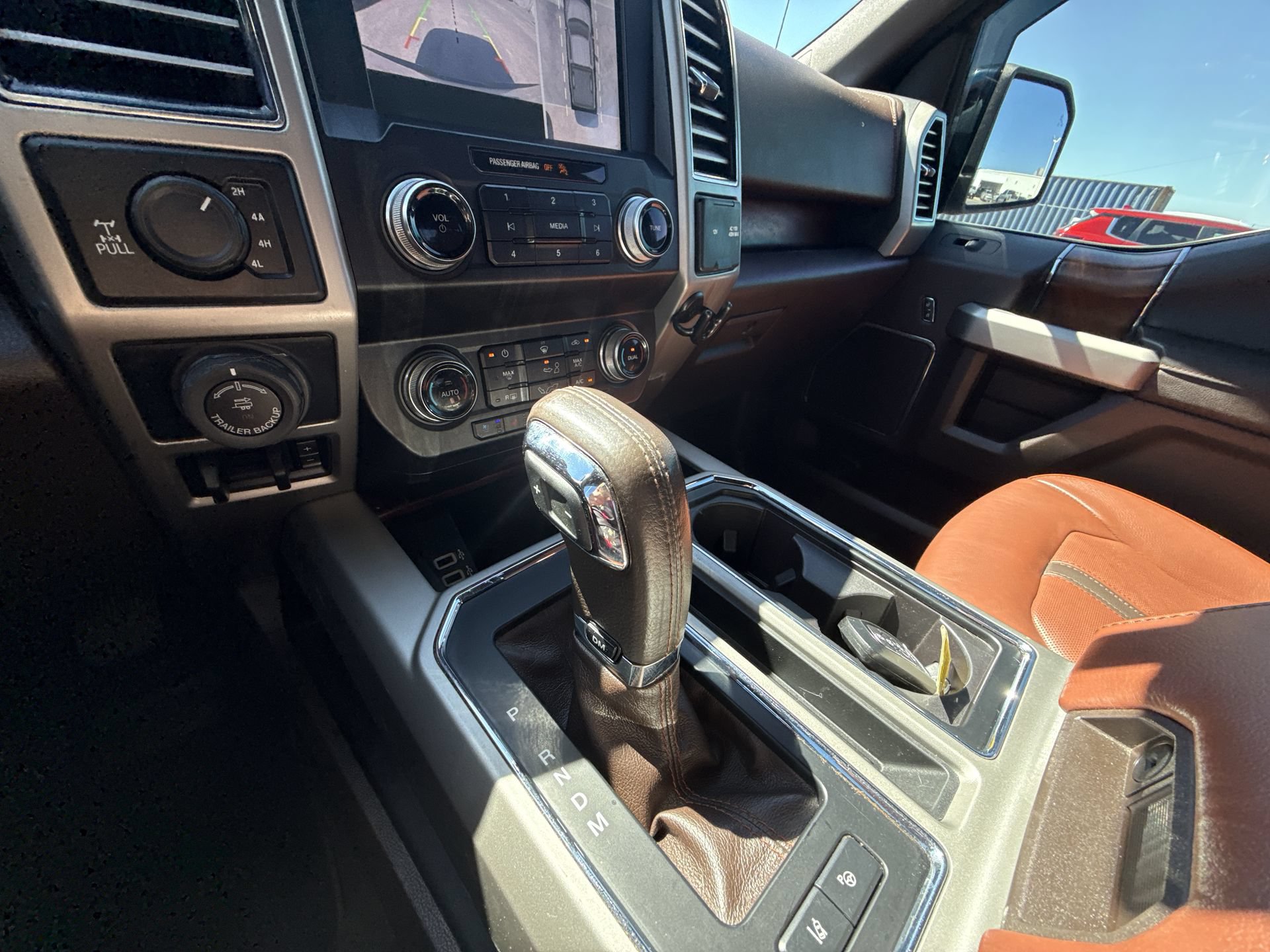 Used 2019 Ford F150 King Ranch w/ Equipment Group 601A Luxury AWD/4WD image 22
