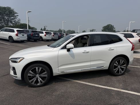Used 2023 Volvo XC60 B5 Plus w/ Climate Package AWD/4WD image 6