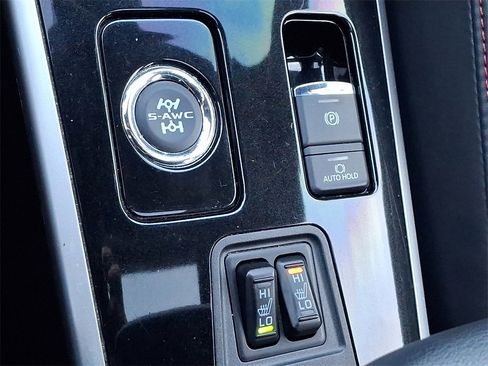 Used 2020 Mitsubishi Outlander SEL image 25