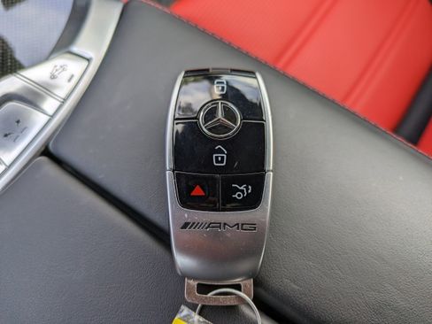 Used 2021 Mercedes-Benz C 63 AMG AMG C 63 image 28