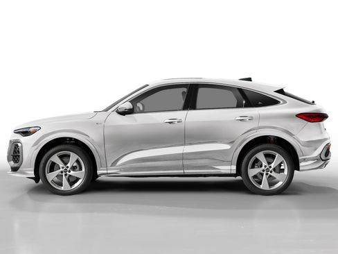 New 2026 Audi Q5 Premium Plus AWD/4WD image 3