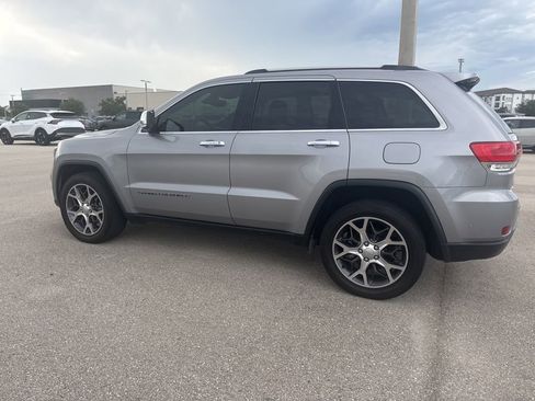 Used 2019 Jeep Grand Cherokee Limited w/ Luxury Group II AWD/4WD image 8