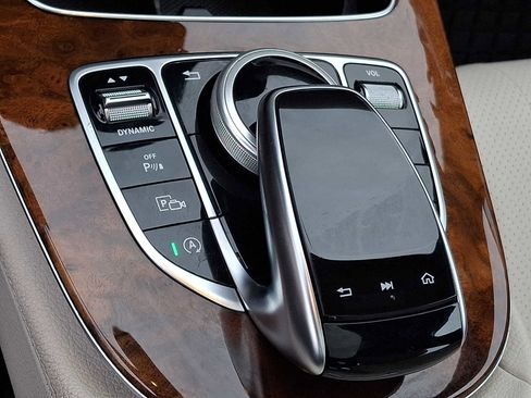 Used 2019 Mercedes-Benz E 300 4MATIC image 20