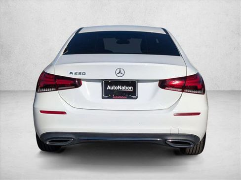 Used 2022 Mercedes-Benz A 220 image 7