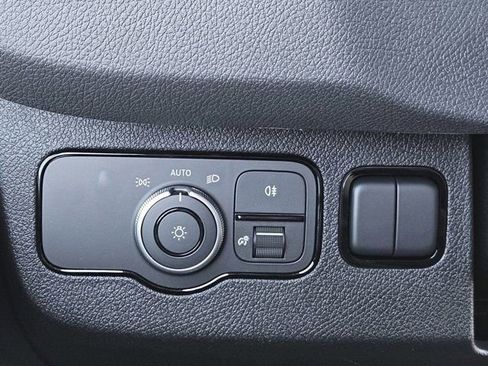 Used 2024 Mercedes-Benz Sprinter 2500 image 28