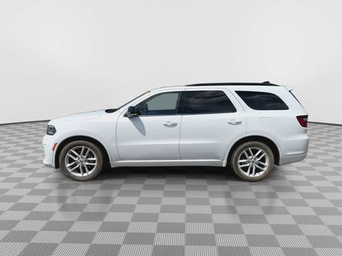 Used 2024 Dodge Durango GT RWD image 5