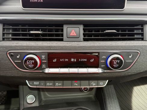 Used 2017 Audi A4 2.0T allroad Premium Plus w/ Technology Package AWD/4WD image 4