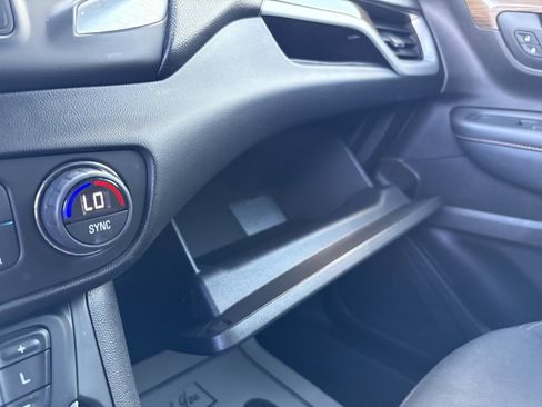 Used 2018 GMC Terrain SLE w/ Driver Convenience Package image 50