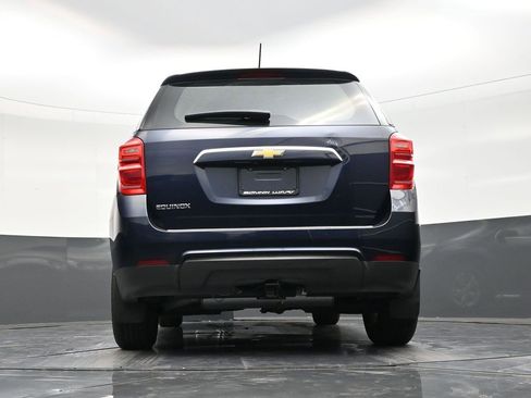 Used 2017 Chevrolet Equinox LS FWD image 23