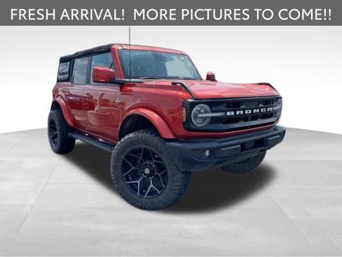 Used 2022 Ford Bronco Outer Banks AWD/4WD image 3