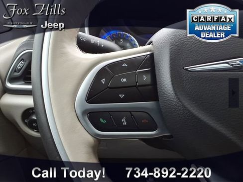 Used 2020 Chrysler Pacifica Limited image 19