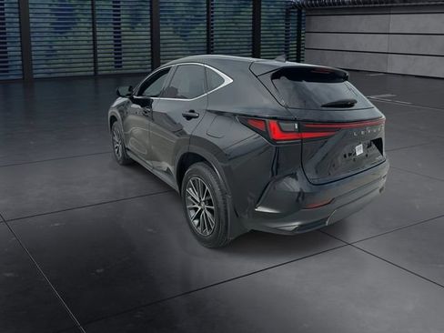 Certified 2025 Lexus NX 250 FWD w/ Accessory Package (K3) image 6