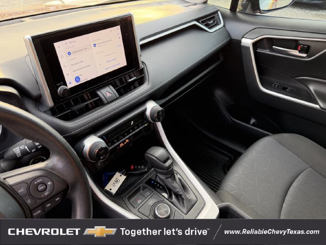 Used 2024 Toyota RAV4 XLE w/ Convenience Package AWD/4WD image 18