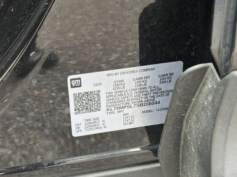 Used 2025 Chevrolet TrailBlazer LT FWD image 28