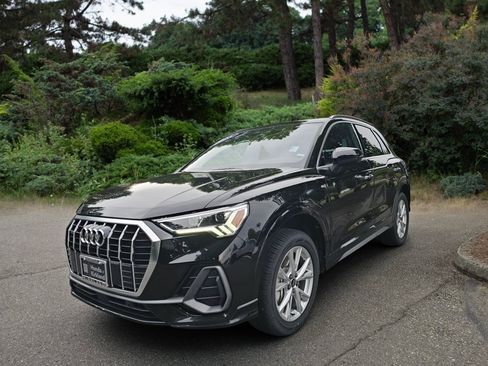 Used 2025 Audi Q3 2.0T Premium AWD/4WD image 3