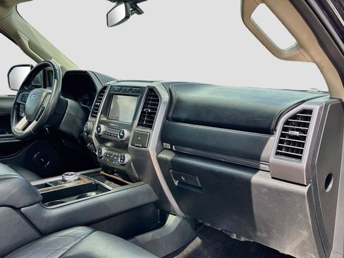 Used 2020 Ford Expedition Platinum RWD image 32