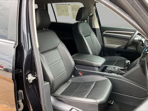 Used 2023 Volkswagen Atlas SE FWD image 8