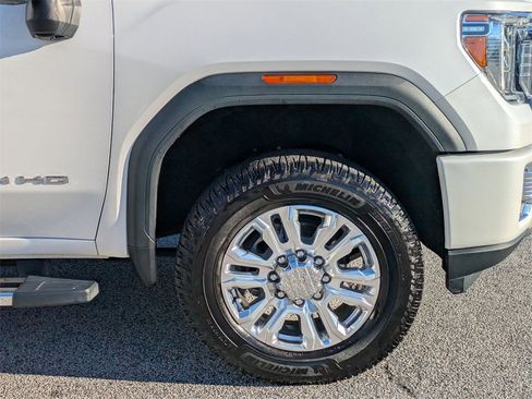 Used 2021 GMC Sierra 2500 Denali w/ Denali Ultimate Package image 10