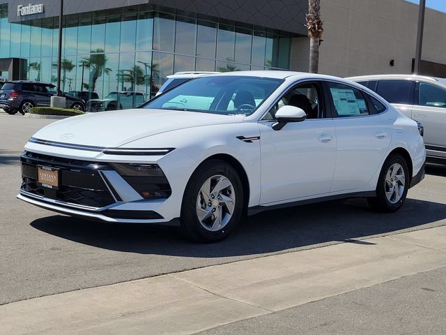New 2026 Hyundai Sonata SE FWD image 2