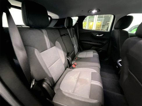 Used 2024 Chevrolet Blazer LT image 16