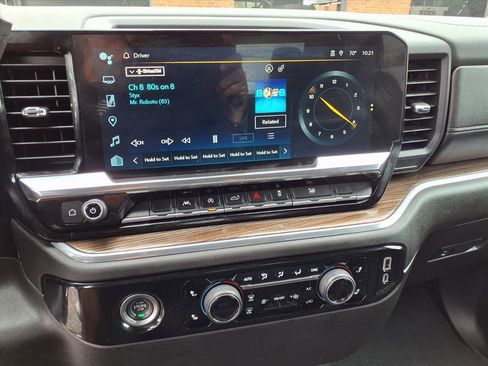 Used 2024 Chevrolet Silverado 1500 LT image 20