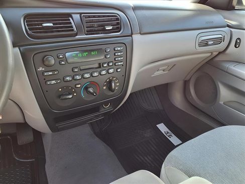 Used 2000 Ford Taurus SES image 5