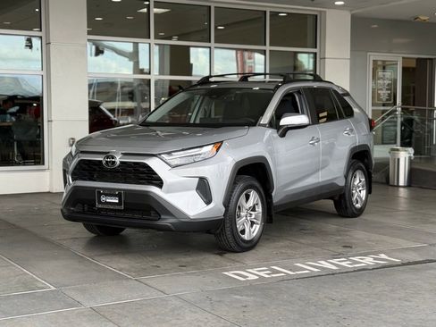 Used 2023 Toyota RAV4 XLE w/ Convenience Package image 3