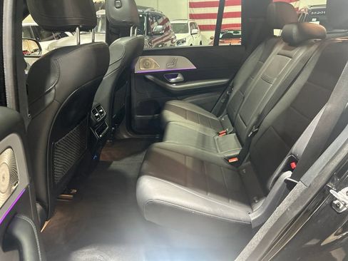 Used 2024 Mercedes-Benz GLS 450 4MATIC image 25