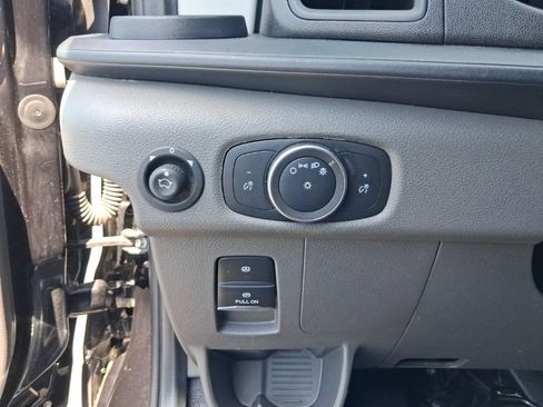 Used 2023 Ford Transit 150 Low Roof RWD image 6
