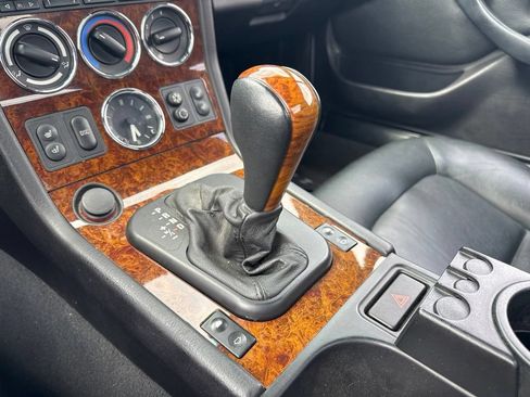 Used 2002 BMW Z3 3.0i RWD image 16