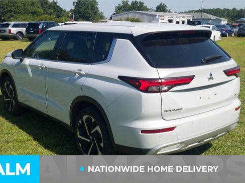 Used 2024 Mitsubishi Outlander SE AWD/4WD image 5