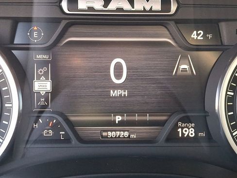 Used 2025 RAM 1500 Laramie image 25