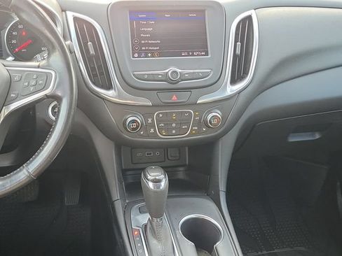 Used 2020 Chevrolet Equinox LT FWD image 25