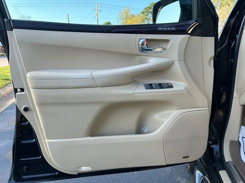 Used 2010 Lexus LX 570 LX 570 Sport Utility 4D image 20