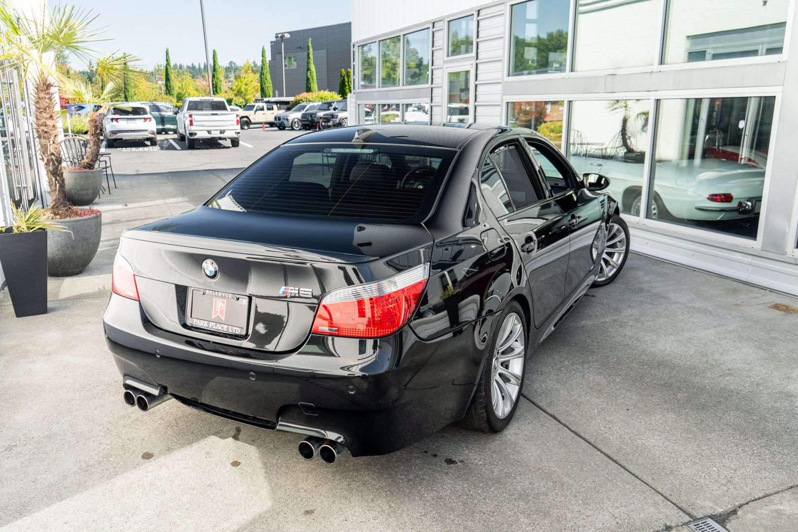 Used 2006 BMW M5 RWD image 5