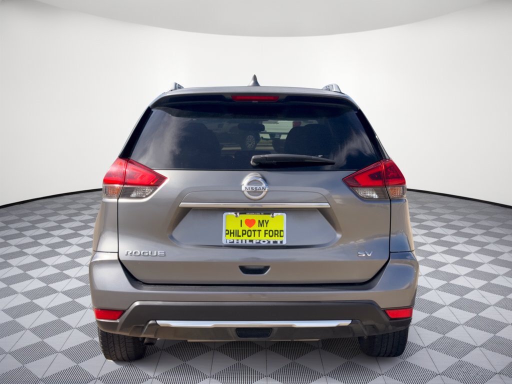 Used 2018 Nissan Rogue SV FWD image 11