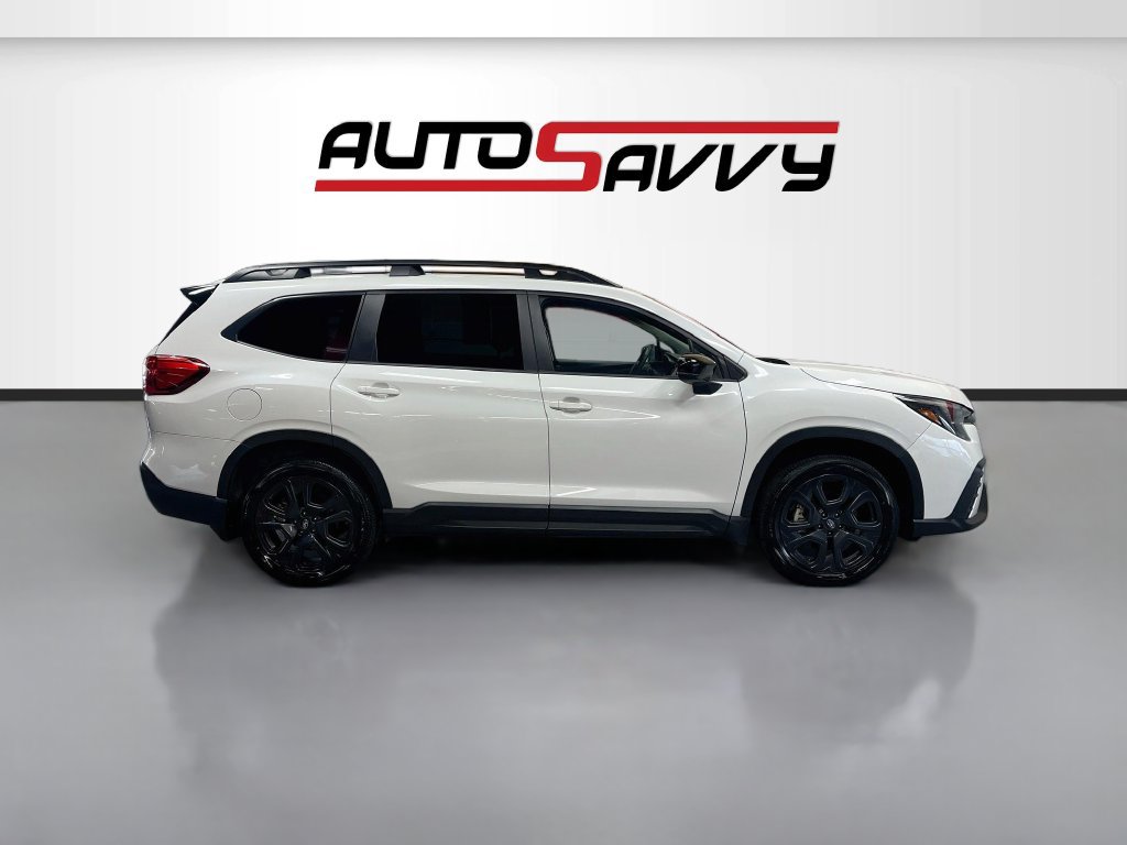 Used 2025 Subaru Ascent Onyx Edition AWD/4WD image 8