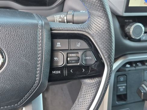 Used 2023 Toyota Tundra Platinum AWD/4WD image 20