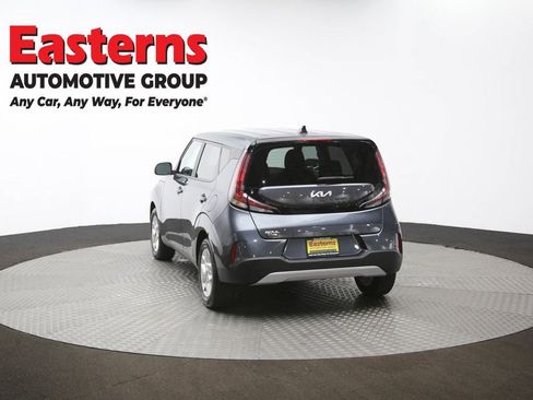 Used 2023 Kia Soul LX w/ LX Technology Package FWD image 65